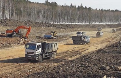 Александр Белов продолжает держать на контроле ситуацию со строительством нового участка трассы «Байкал» в обход сёл Моты и Шаманка