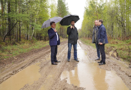 Депутаты ЗС проверили состояние дорог в таёжных поселениях Черемховского района