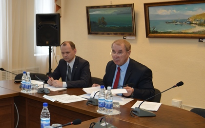 Ходатайства о награждении почетными грамотами Заксобрания поддержала комиссия по Регламенту