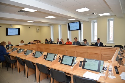 Изменения в закон о межбюджетных трансфертах одобрил профильный комитет ЗС