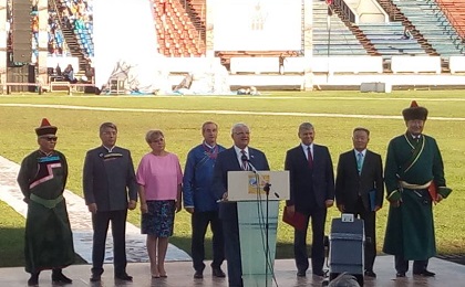 Сергей Брилка поприветствовал участников и гостей фестиваля «Алтаргана 2018»