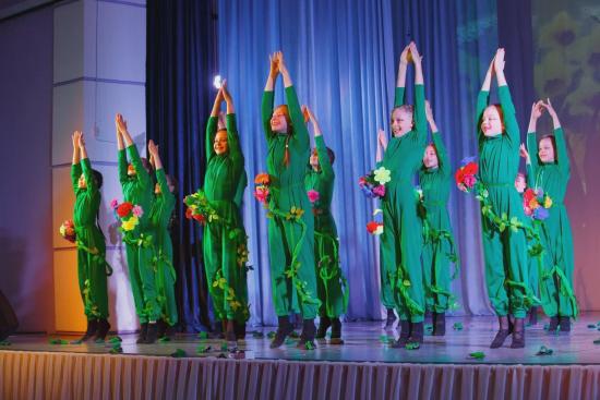 Евгений Бакуров поддерживает проект театра танца «Жемчужинки» в Братске