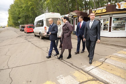 Депутаты намерены включить ремонт дороги в Усть-Илимске  в бюджет региона