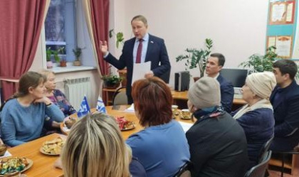 Развитие Знаменского предместья стало основной темой встречи Алексея Распутина с жителями его избирательного округа