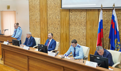 Заместитель Генпрокурора призвал усилить контроль за исполнением нацпроектов в Иркутской области 