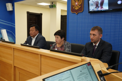 Депутаты ЗакСобрания настаивают на сохранении филиала колледжа экономики, сервиса и туризма в Ангарске
