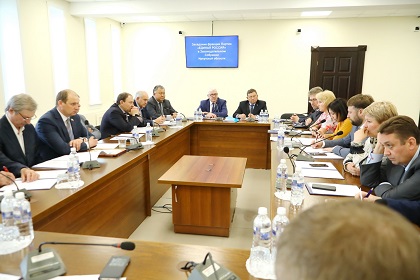 Депутаты фракции «Единая Россия» в ЗС обсудили вопросы сбалансированности местных бюджетов
