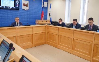 Реализацию нацпроектов обсудили депутаты Законодательного Собрания