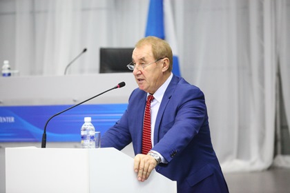 Владимир Матиенко досрочно сложил полномочия депутата Законодательного Собрания  