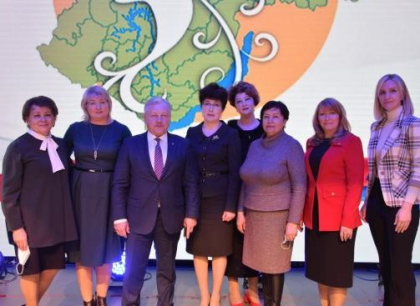 Депутаты ЗС приняли участие в VII областном форуме «Женщины Приангарья»