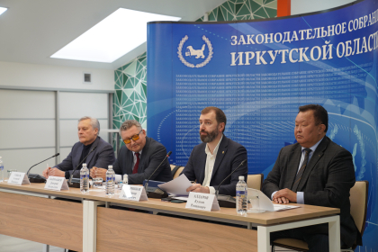 Тема продовольственной безопасности Иркутской области обсуждалась на депутатских слушаниях
