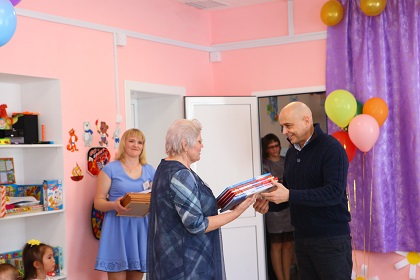 Сергей Сокол открыл обновленный детский сад в Нукутском районе