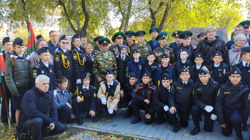 Депутаты ЗС приняли участие в открытии закладного камня памятника пограничникам