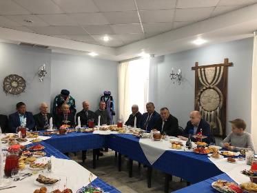 Областные парламентарии встретились со старейшинами Эхирит-Булагатского района