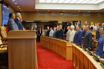 Под руководством Сергея Брилки начала работу заключительная во втором созыве 64 сессия Законодательного Собрания