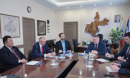 Планы совместной работы обсудили депутаты ЗС с губернатором региона 