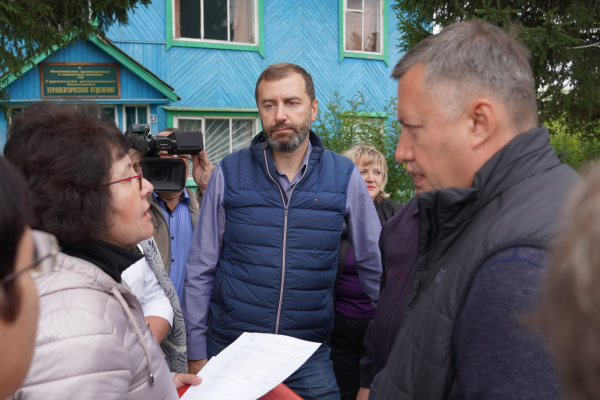 Депутаты ЗС приняли участие в рабочей поездке губернатора в  Тулунский район