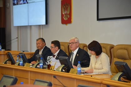 Идет работа 28 сессии Законодательного Собрания Иркутской области