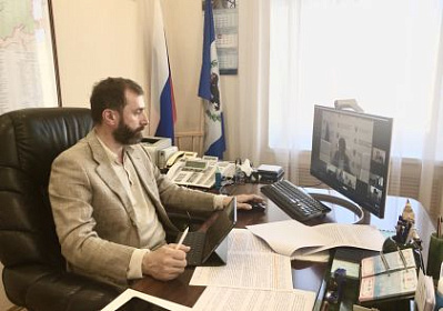 Александр Ведерников принял участие в селекторном совещании по вопросам сохранения озера Байкал