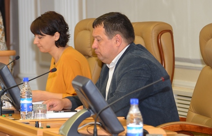 Законопроект о налоговых льготах для предпринимателей, работающих в сфере образования, одобрил комитет по бюджету