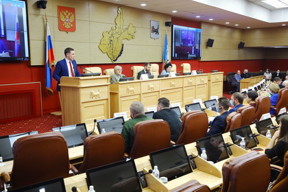 Две молодежных законодательных инициативы одобрены Координационным советом по патриотическому воспитанию при Заксобрании