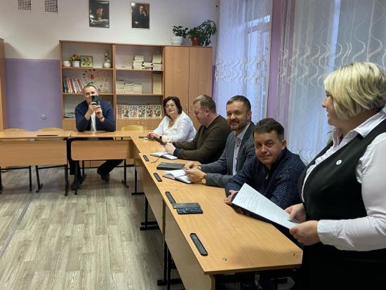 Денис Ягодзинский поможет ученикам ангарской школы подготовить проект по созданию нового пространства для отдыха и внеклассной работы