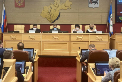Депутаты ЗакСобрания настаивают на разработке программы развития среднего профессионального образования