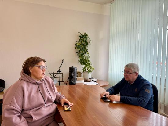 Уличную сцену оборудуют в жилом районе Бикей города Братска по инициативному проекту