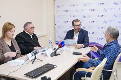 Выставку «История одной картины. Перенесение мощей святителя Иннокентия Кульчицкого 1805 г.» проведут в Законодательном Собрании региона