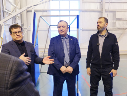 Необходимость строительства новых школ и детсадов в Иркутском районе обсудили депутаты ЗС в ходе рабочей поездки 