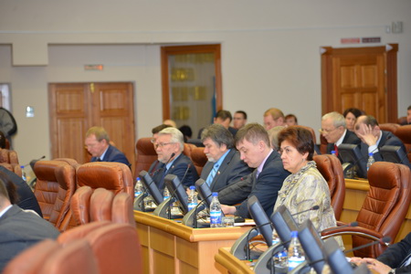 На майской  сессии рассмотрены вопросы  в сфере социальной защиты населения