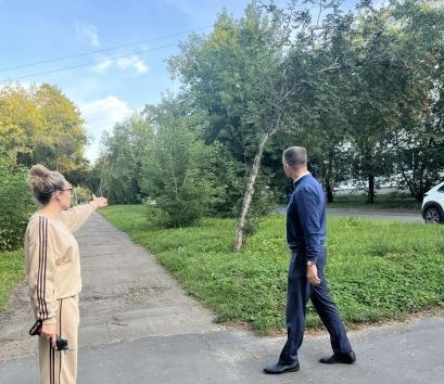 Депутат ЗС Денис Ягодзинский присоединился к акциям по наведению порядка на общественных территориях Ангарска