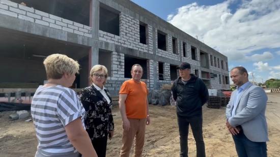 Депутат Галина Кудрявцева: на строительство ДК в Хомутово дополнительно выделено более 40 млн рублей