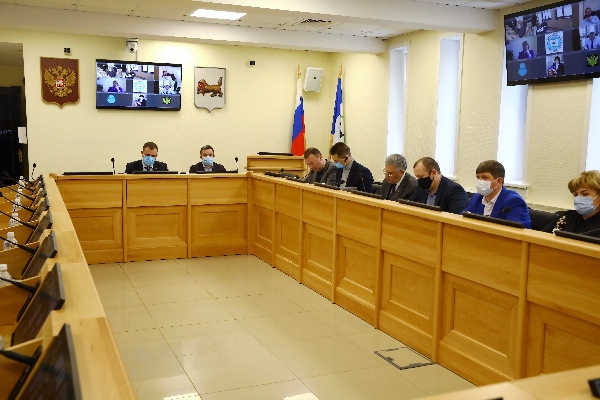 Комитет по госстроительству рекомендовал назначить Светлану Семенову Уполномоченным по правам человека в Иркутской области