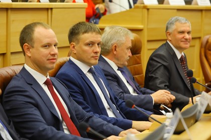 Заместителем председателя комитета по здравоохранению и соцзащите стал Артем Лобков