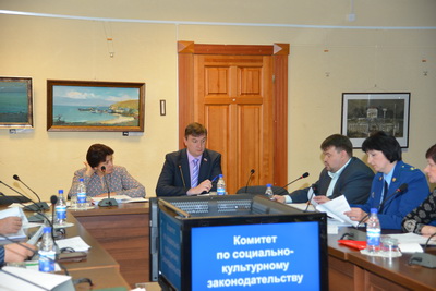 Комитет по социально-культурному законодательству рекомендовал принять в окончательном чтении два законопроекта   
