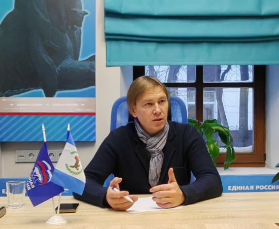 Строительство социальных объектов и правовая поддержка граждан стали основными темами приёмов граждан депутатами Заксобрания