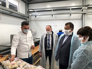 Ход подготовки к весенней посевной кампании в Зиминском районе оценили депутаты Законодательного Собрания в рамках рабочей поездки в территорию   